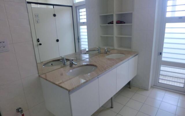 Easy Inn International Hostel