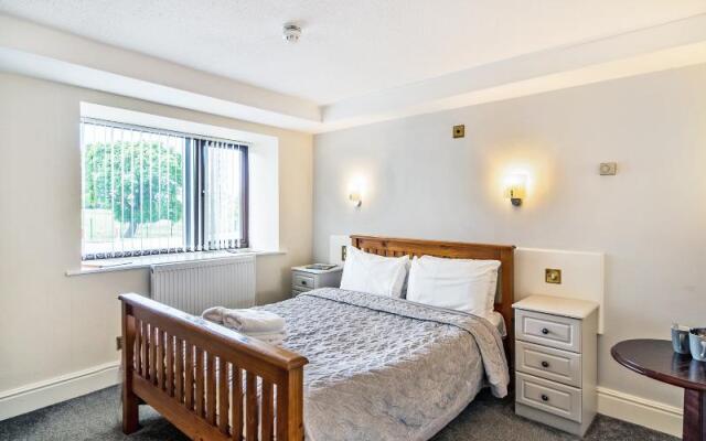 OYO Mountain Park Hotel