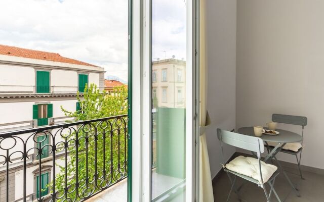 Maria's Bright Flats at the Cathedral