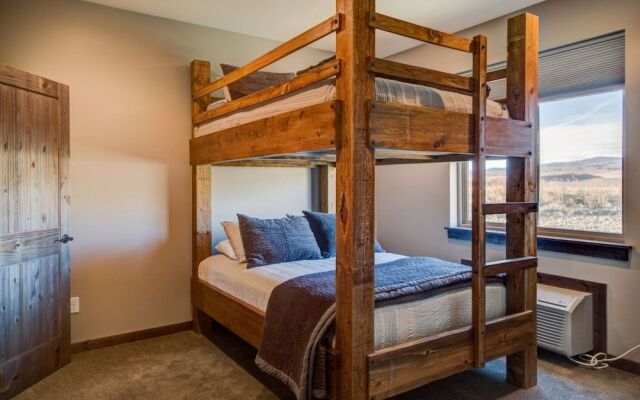 Livingston - Crazy Mountain Lodge