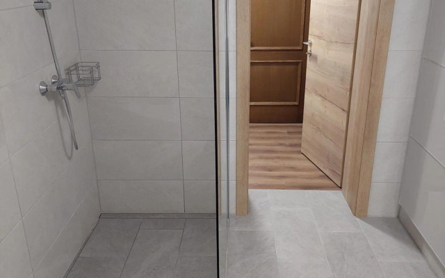 Stony Sea Apartments