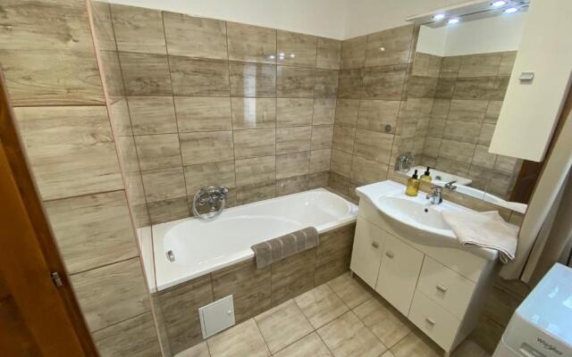 Green Garden Apartman