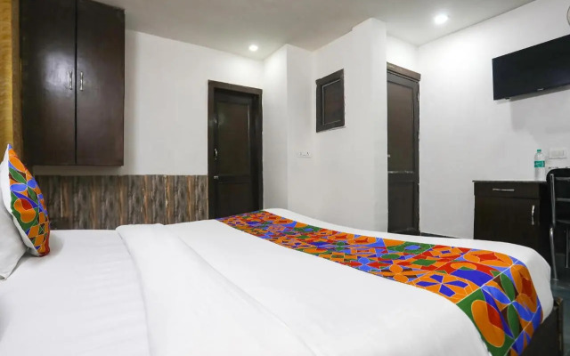 Sara Residency