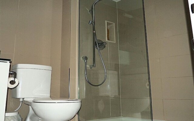 N2N Suites - Heart of the City - Downtown Suite offered by Short Term