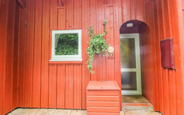 Rowan Lodge