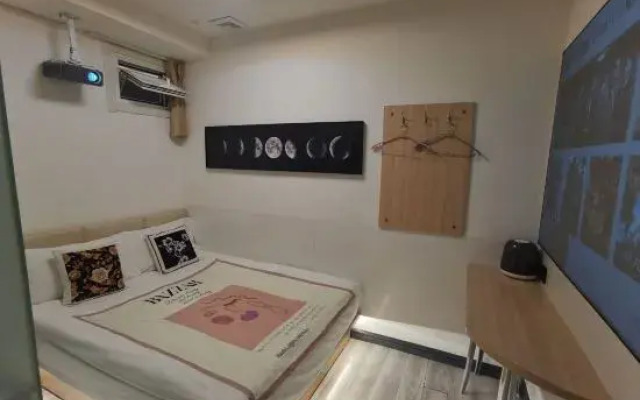 Wowo Art Hotel