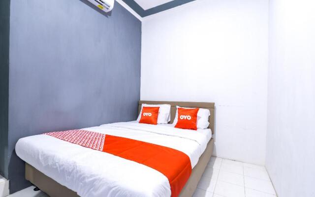 OYO 1421 Kasmaran Guest House Syariah