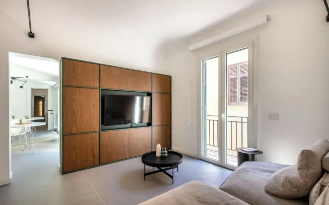 Settimo Apartment with Terrace