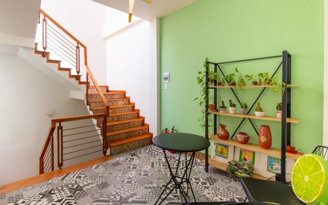 L hostel