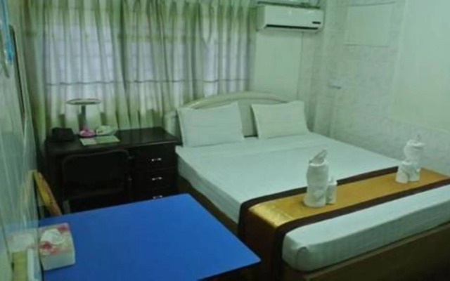 Silver Moon Hotel