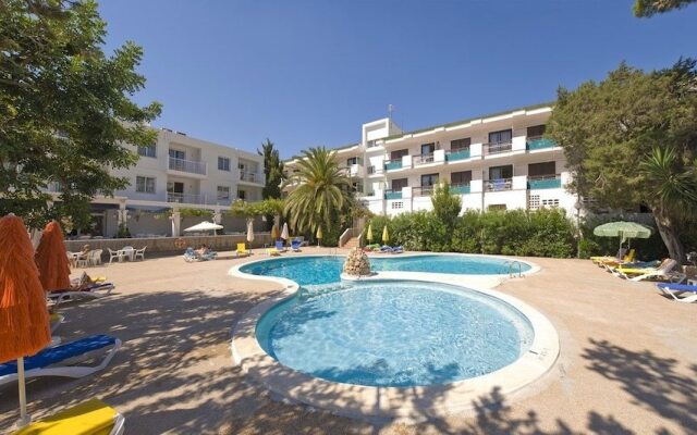 Apartamentos Cala LLonga Playa Ibiza