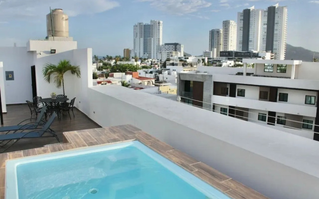 Rincon Colonial Apartments