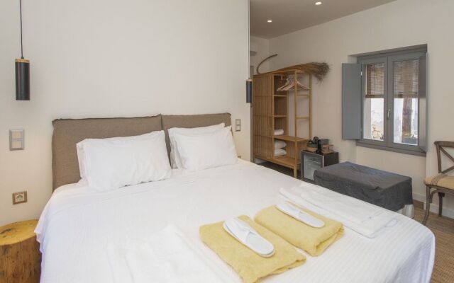 Pylosea Luxury Lodge