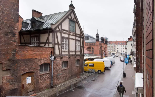 Old Town Veranda Apartment