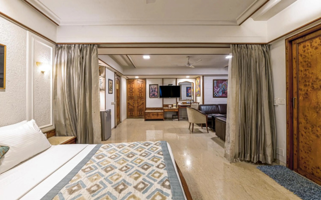 Hotel Regal Enclave – Guest Rooms – Mumbai