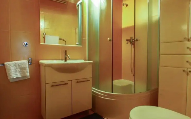 Rooms & Apartments Dolac