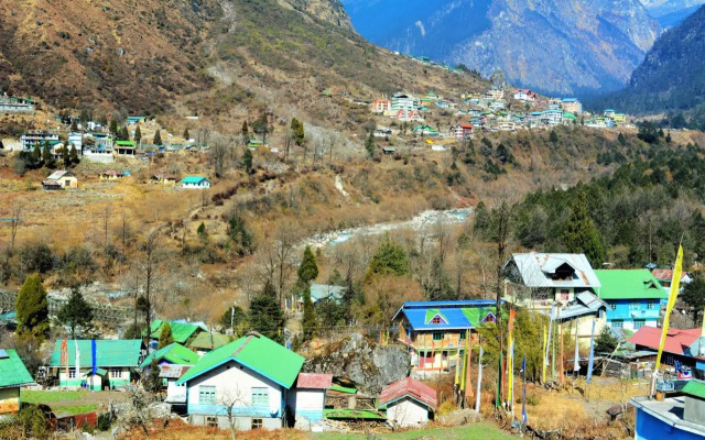 Rufina Lachung De'Crown