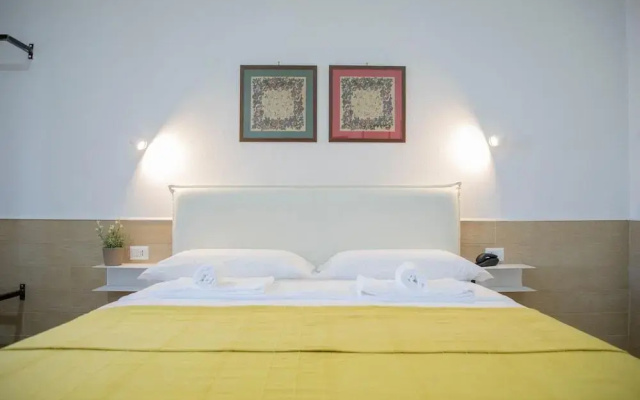 H22 Hotel