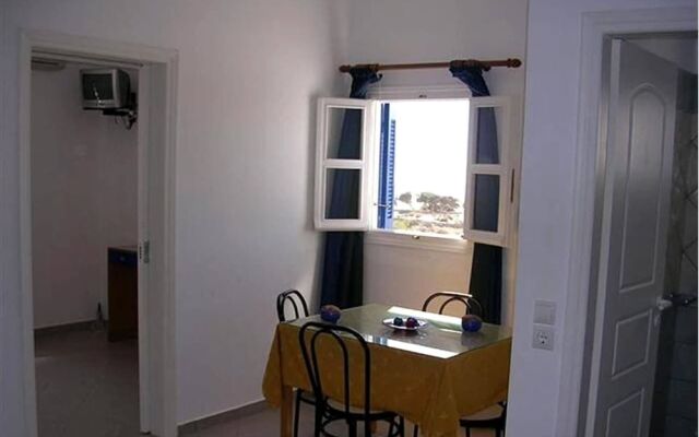 Crystal Naxos 1 Studios at Mikri Vigla