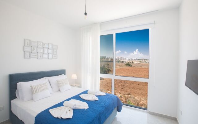 4 Bedroom Villa in Protaras Center - Protaras Vie Bleu Villa Vb3