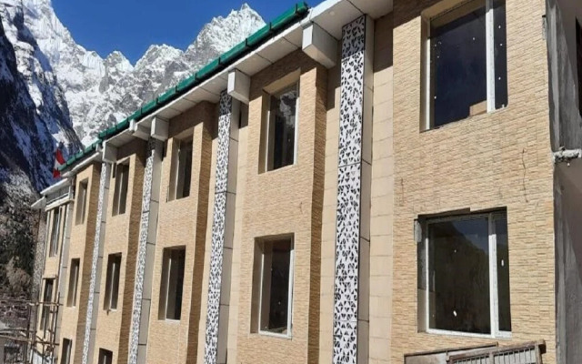 Hotel Yoga Badrinath Dham