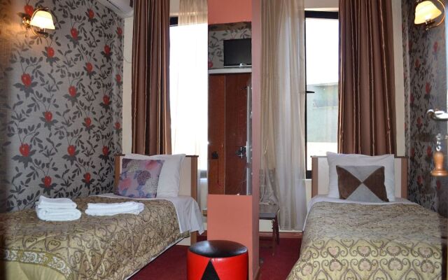 Elite House Hotel