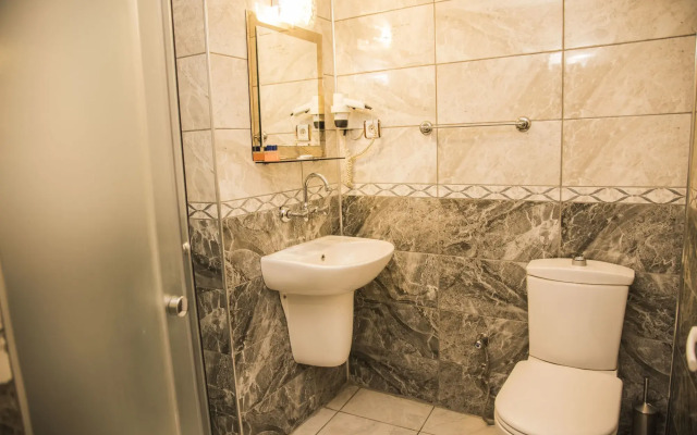 Nazar Hotel