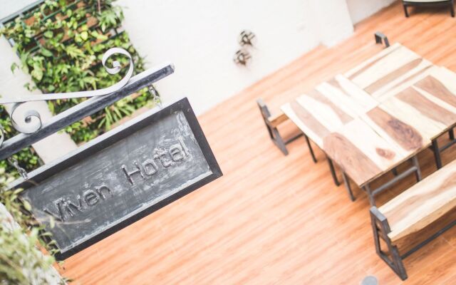 Viven Hotel