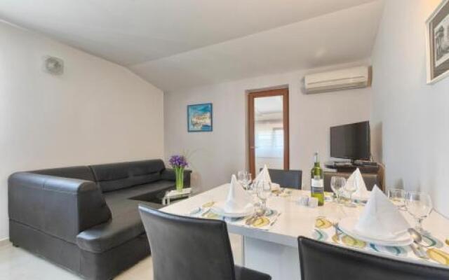 Holiday home Stinjan Prilaz Plazina