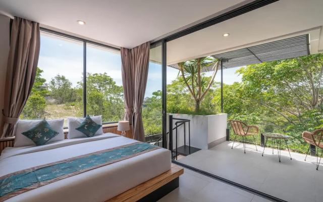 The Luminous Villa Uluwatu