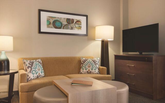 Homewood Suites by Hilton Calgary Downtown