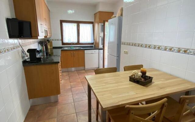 Villa azulmar montbarbat costa brava