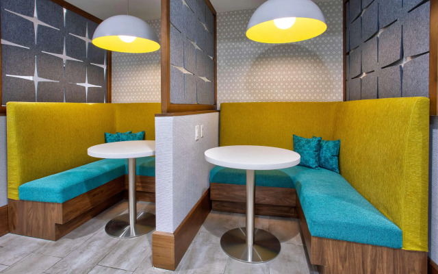 Hampton Inn By Hilton Paris