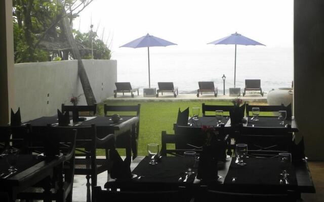Amanda Beach Villas