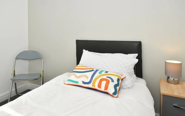 Townhouse@ 147 Westminster Street Crewe