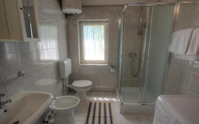 Apartments Punta Kolova