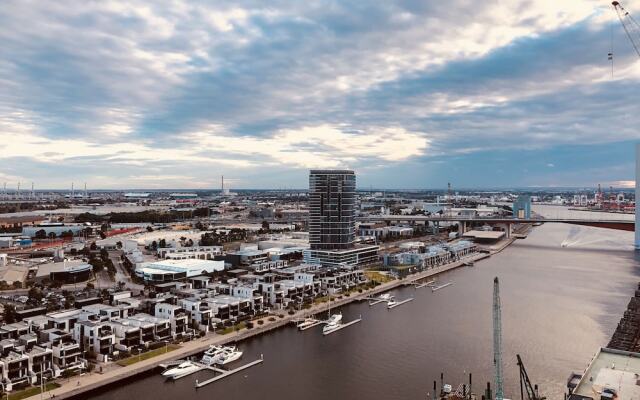 Melbourne CBD Victoria Harbour Short Stay Service Apartments