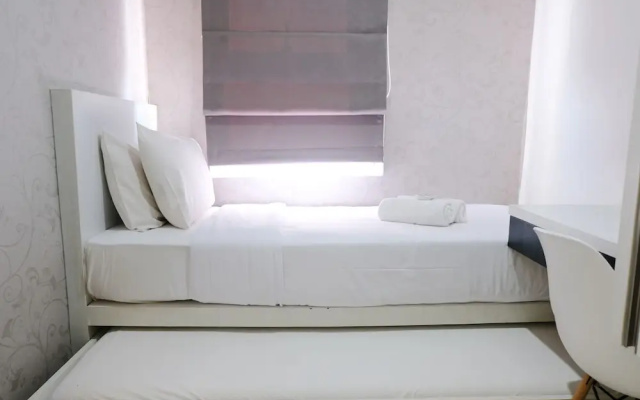 Homey And Cozy 2Br Apartment At Parahyangan Residence