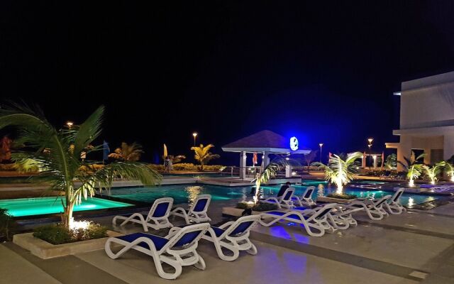 Amazing Seaview Arterra Penthouse