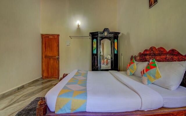 OYO 12150 Home Spacious 2BHK Betalbatim