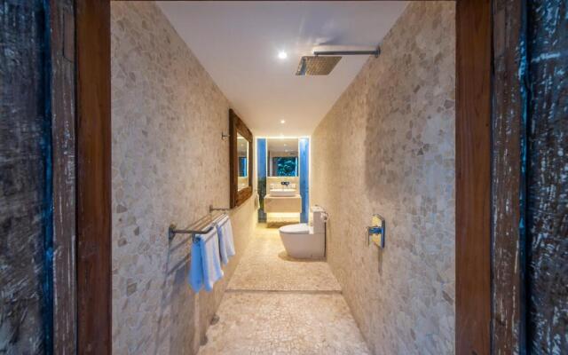 Bathhouse Executive Residence