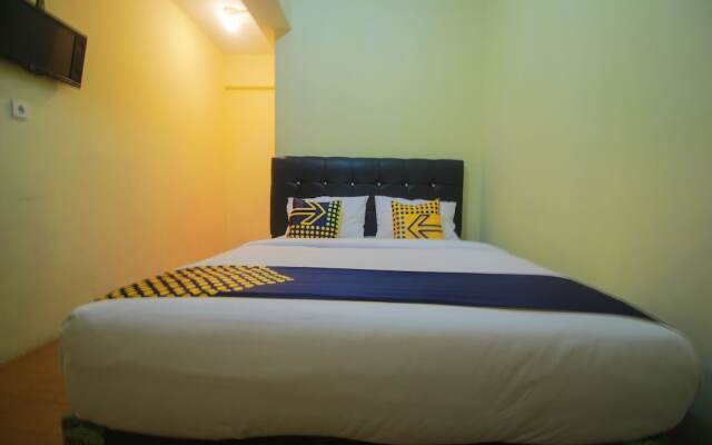 SPOT ON 2305 Andys Nur Penginapan