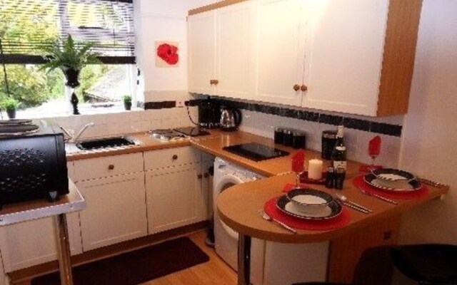 Holly House Bed & Breakfast