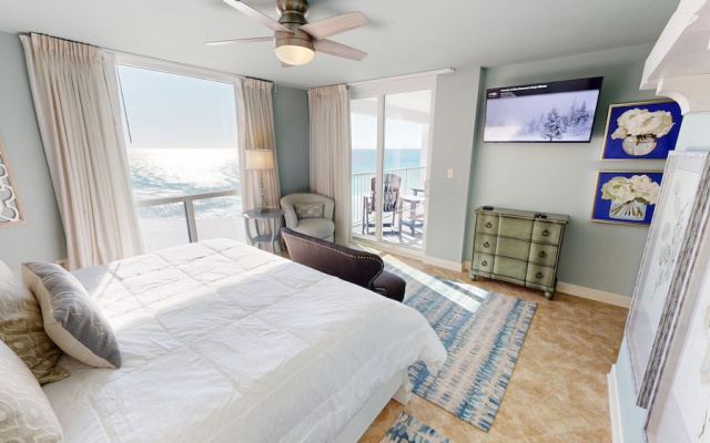Shoreline Towers 2094 2 Bedroom Condo
