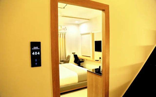 Oak Business Hotel