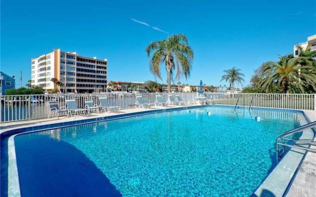 Inlet 21 - Two Bedroom Condo