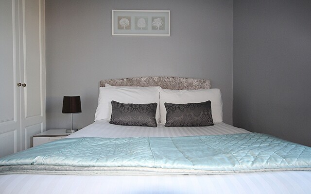 Temple Bar Apartments by theKeyCollections