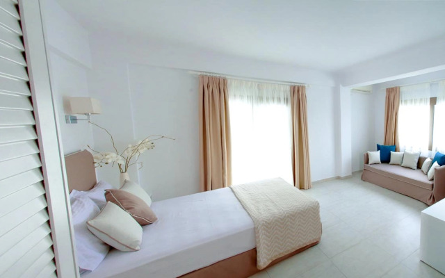 Stavros Beach Hotel
