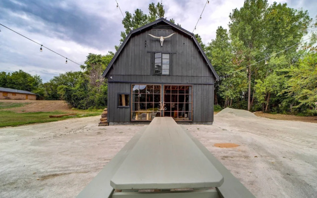 Scenic Tulsa Getaway w/ Deck + Fire Pit