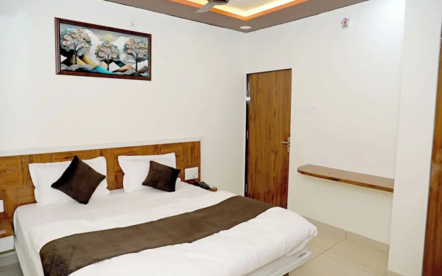 Radhe Krishna Hotel and Restaurant